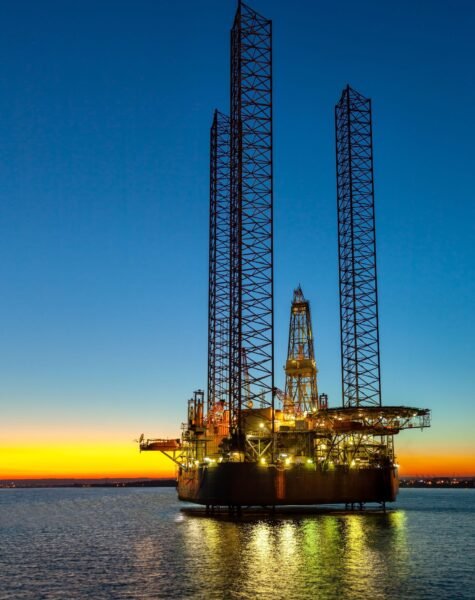 988620-oil-and-gas-platform-is-hd-wallpaper-background-for-desktop-or-mobile-device-to-find-more-wallpaper-on-itlcat-oil-rig-oil-platform-oil 988620-oil-and-gas-platform-is-hd-wallpaper-background-for-desktop-or-mobile-device-to-find-more-wallpaper-on-itlcat-oil-rig-oil-platform-oil